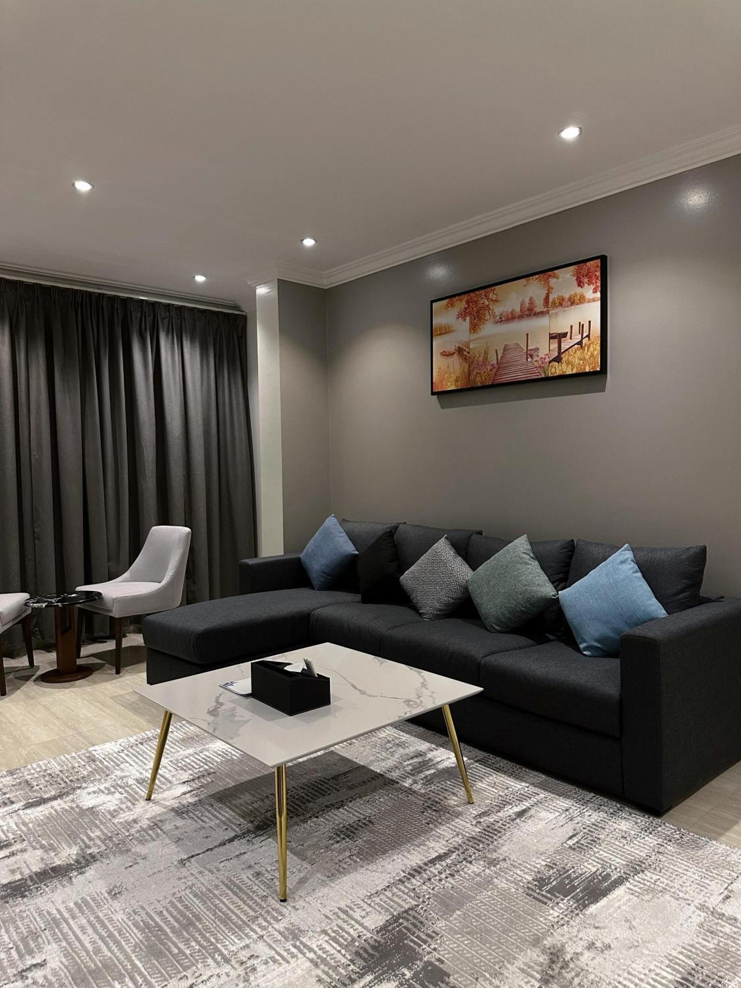 Art Suite Riyadh Eksteriør bilde